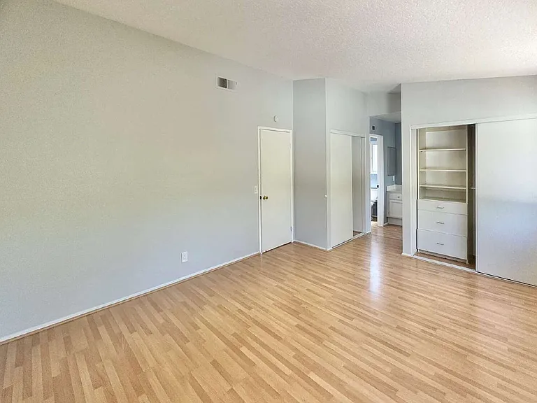 12587 Montellano Ter — Photo 17
