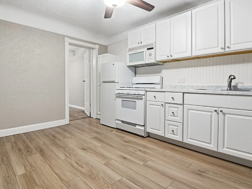 1620 Colorado Blvd #11