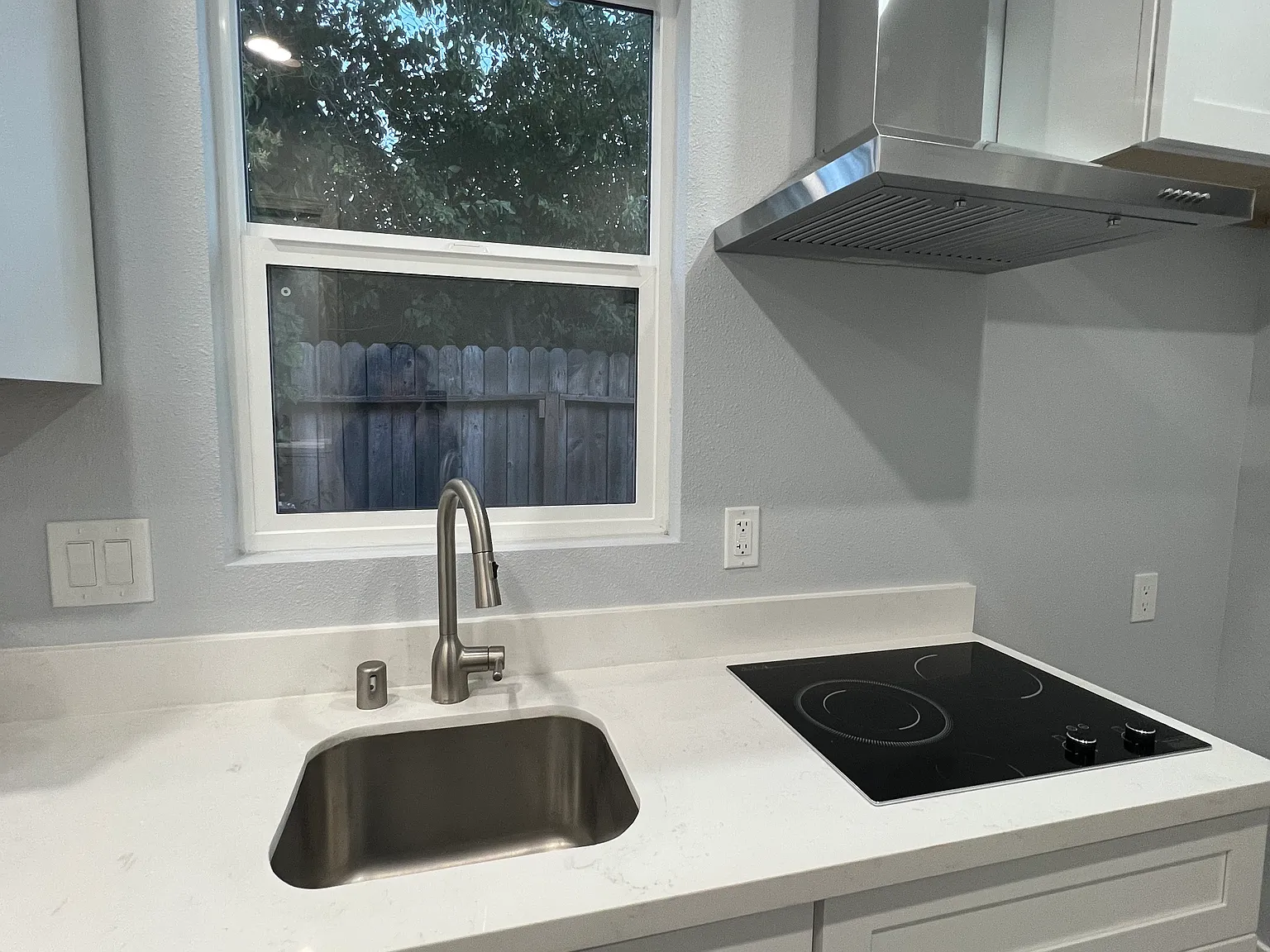 2 bed, 750 sqft, $2,000 — Photo 4