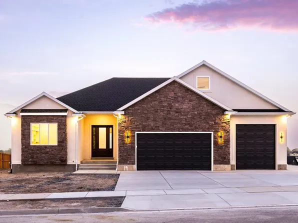 689 W 85 S, Hyrum, UT 84319