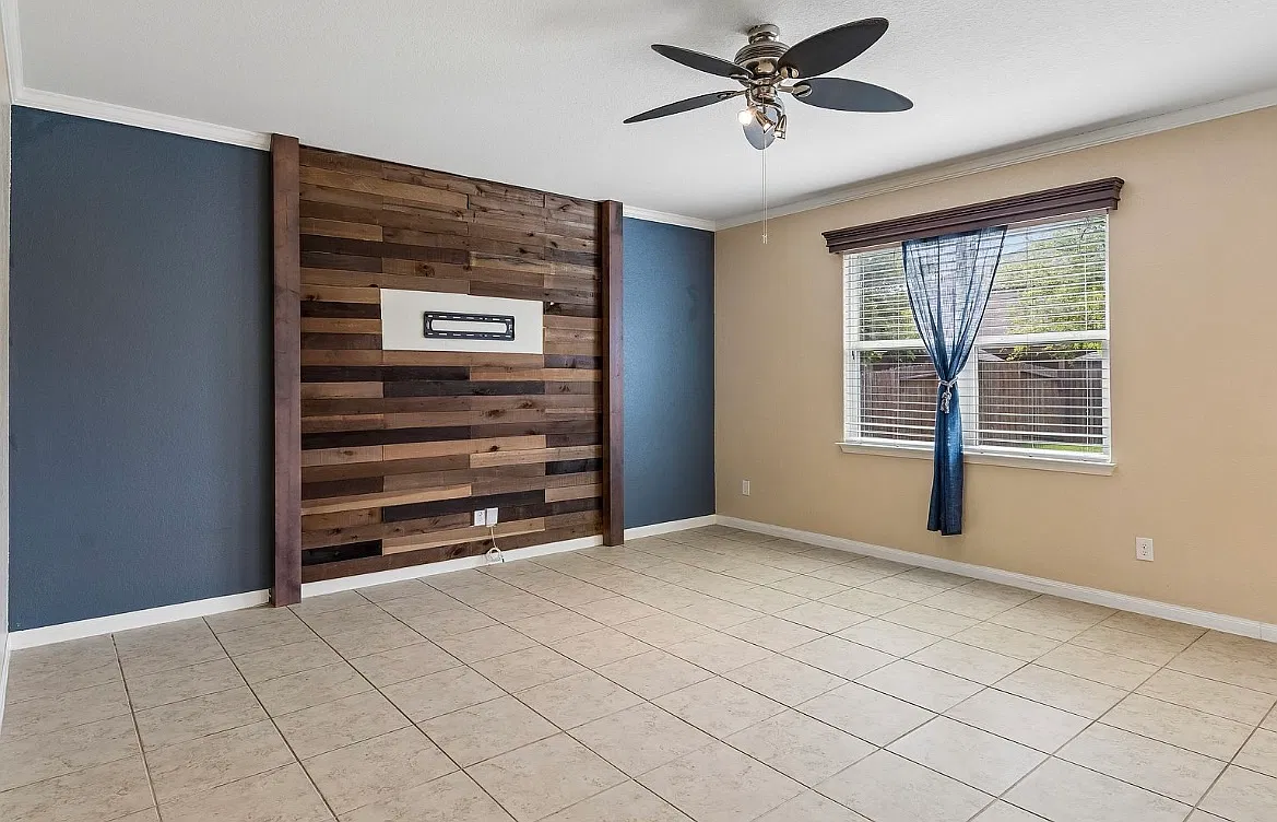 3 bed, 1362 sqft, $1,795 — Photo 4
