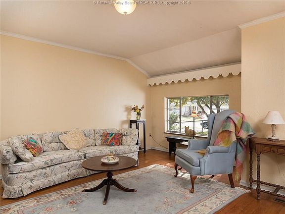 5th image of 4706 Washington Ave SE