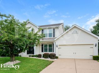 1813 Highcrest Dr, Saint Charles, MO