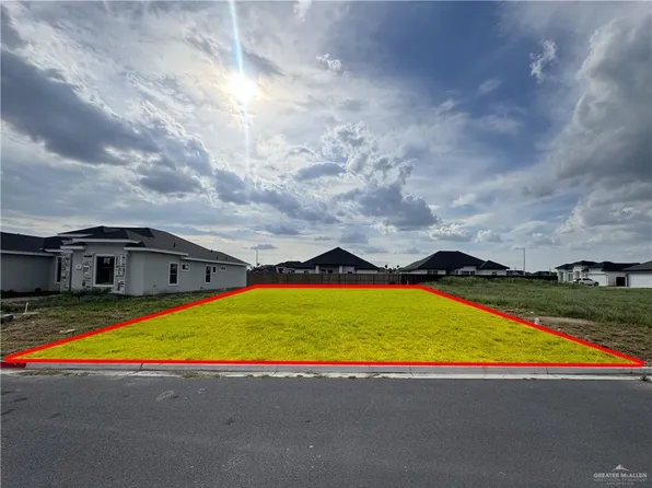 2810 Dhalia Dr, San Juan, TX 78589