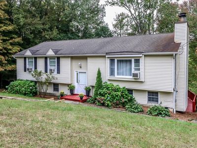 19 Pleasant Hill Road, Newtown, CT, 06470