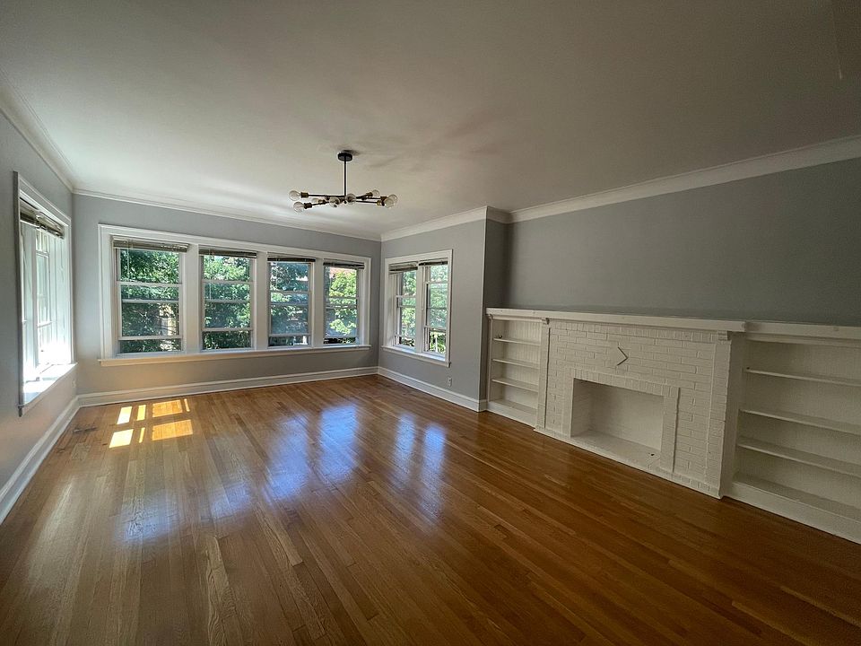 1st image of 4907 N Washtenaw Ave APT 3
