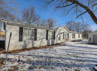 208 W Walnut St, Claypool, IN 46510