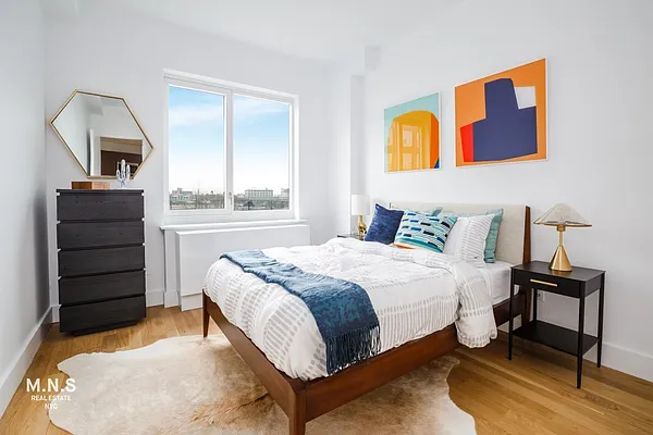 Rented by MNS | media 18