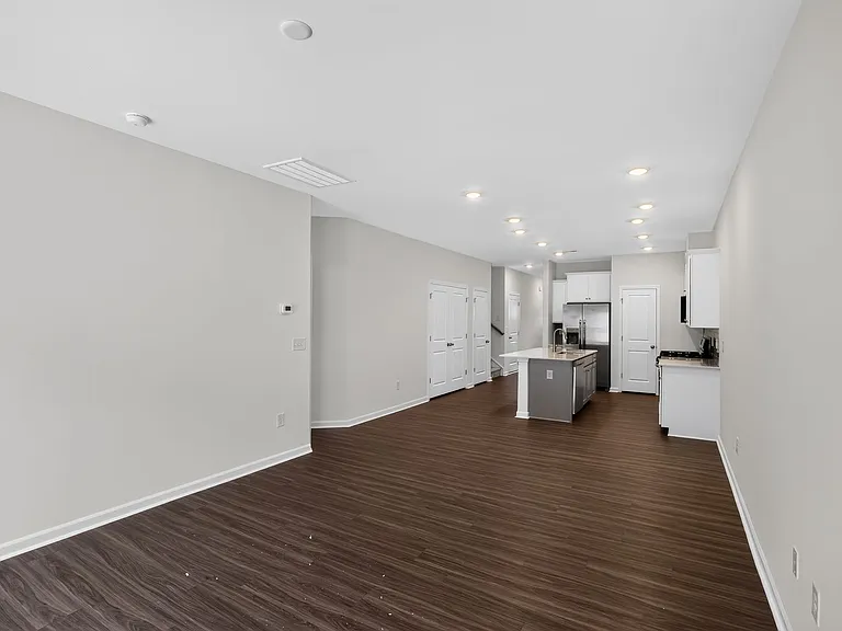 115 Holly Oak Ct — Photo 5