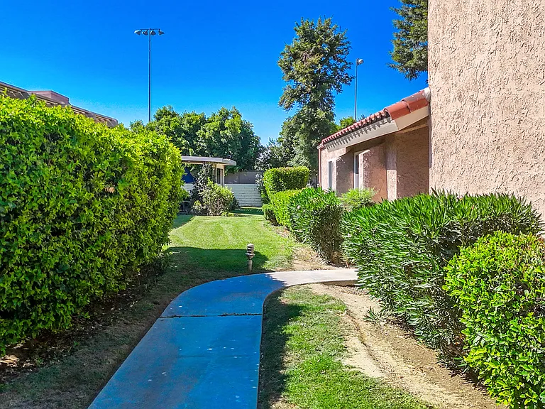 74880 San Simeon Dr — Photo 3