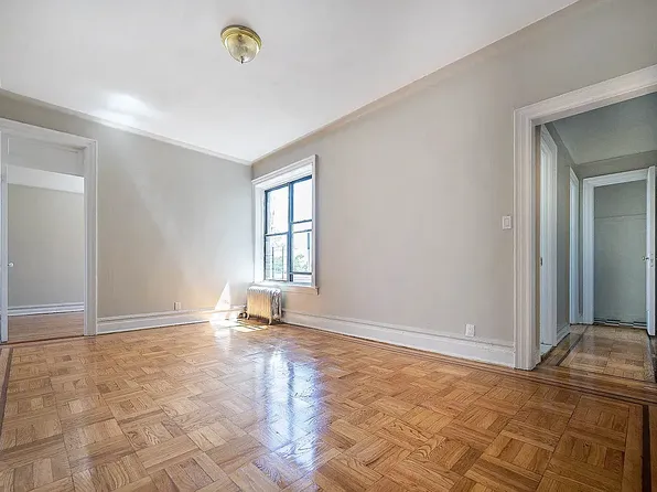 902 44th St, Brooklyn, NY