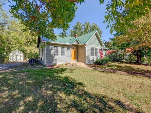 1115 Woodard St, Clarksville, TN 37040