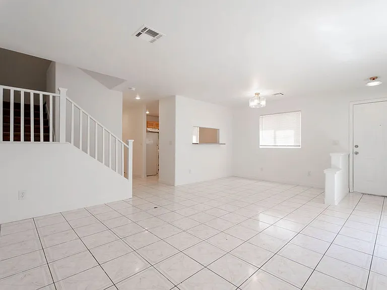 2095 Betty Davis St — Photo 2