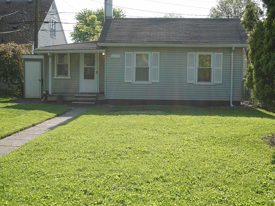 1st image of 26333 Belanger St