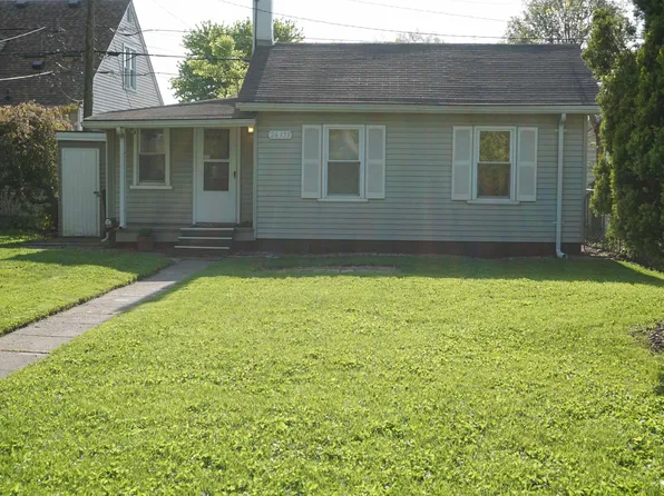 26333 Belanger St, Roseville, MI 48066