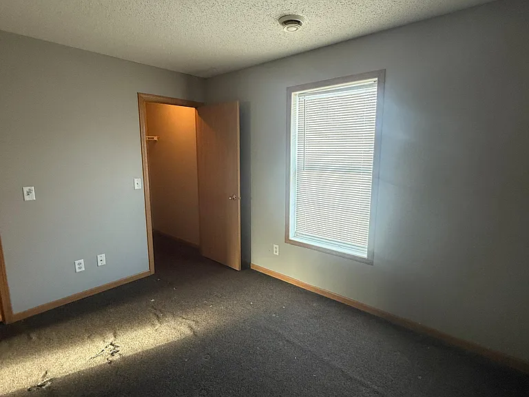2701 Emerson Ave N #1 — Photo 3