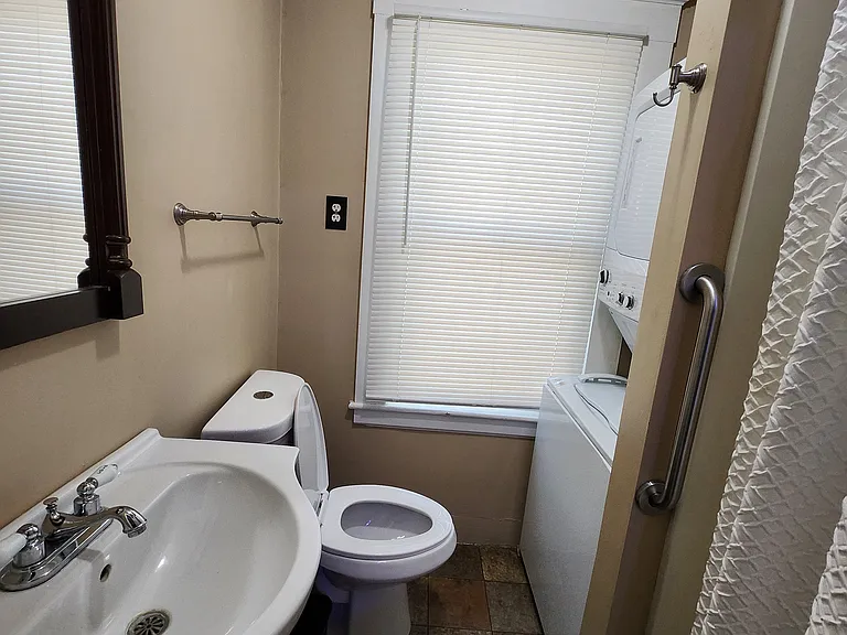 14 Union St — Photo 14