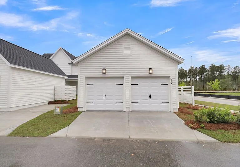 268 Symphony Ave — Photo 7