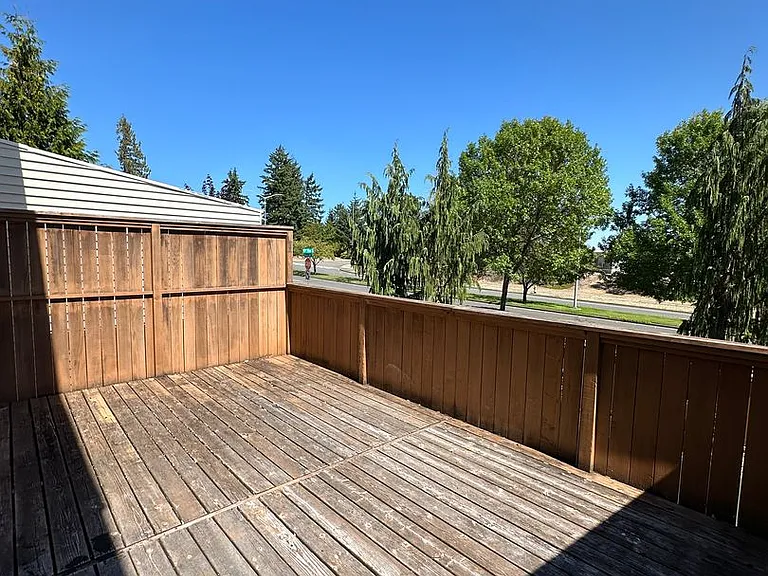 3324 Mia St NE — Photo 20