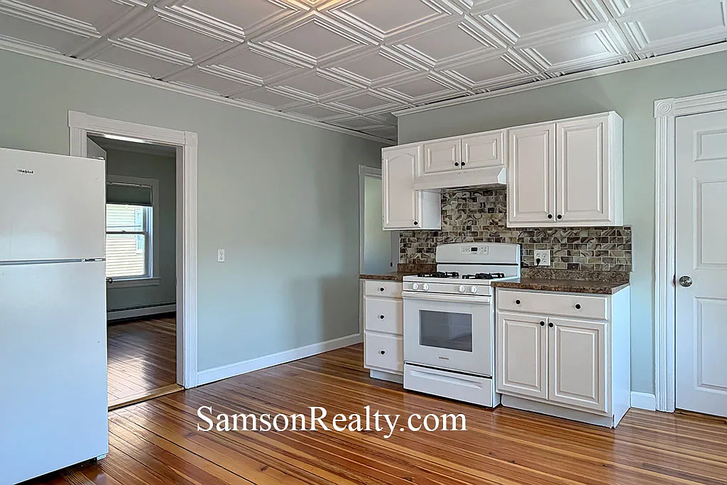 3 bed, $1,850 — Photo 4