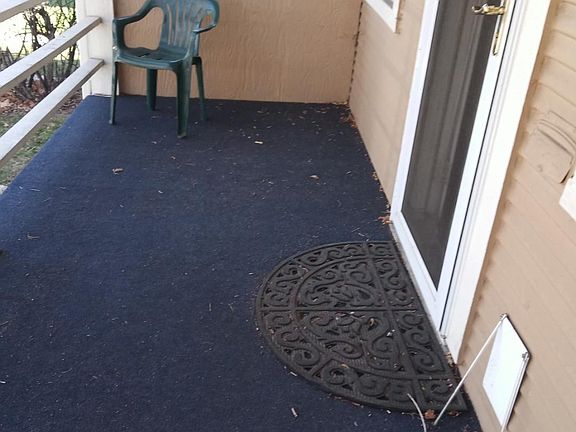 Front porch facing North