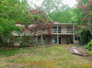 313317 Omega Way, Hiawassee, GA 30546