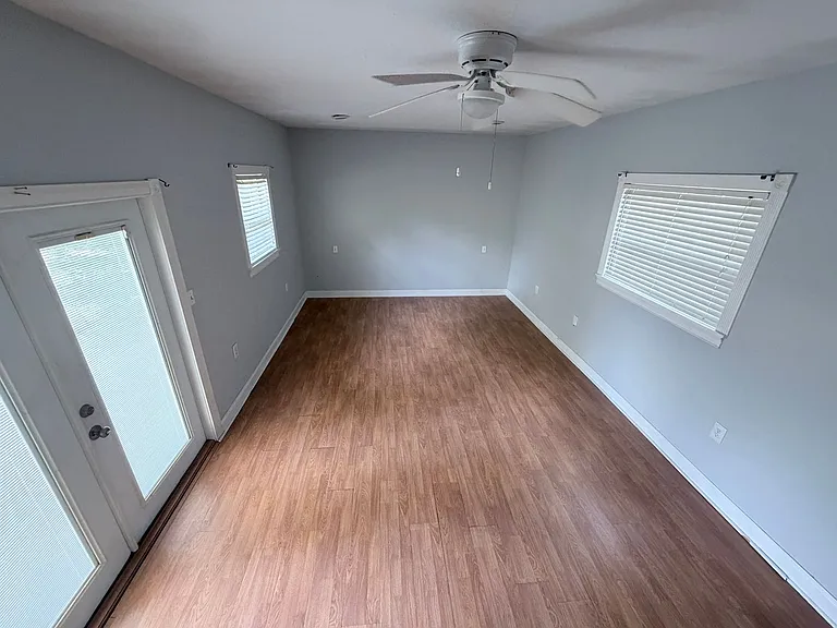 5324 Fremont St — Photo 5