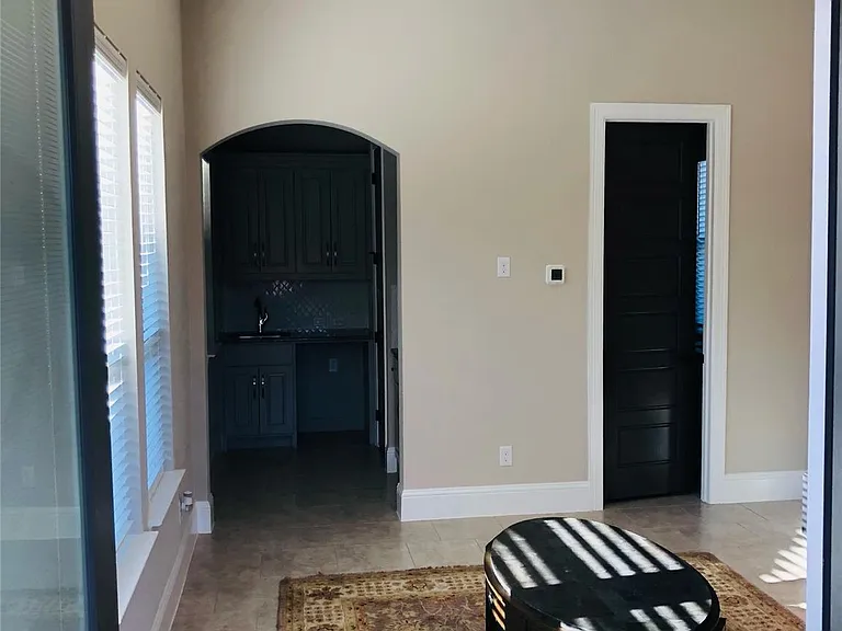 1305 Black Walnut Ln #2-L — Photo 9
