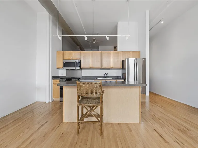 3151 N Lincoln Ave #304 — Photo 6