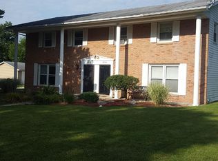 5606 W Hills Rd, Fort Wayne, IN 46804