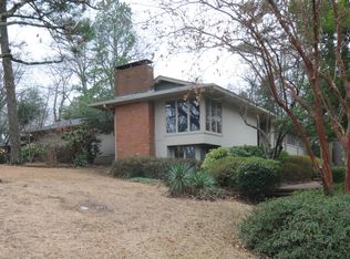 5725 Glade View Dr, Memphis, TN 38120