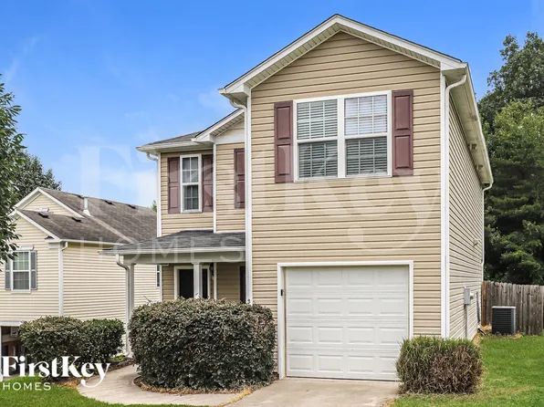 545 Lakewood Glen Ct, Winston Salem, NC 27107