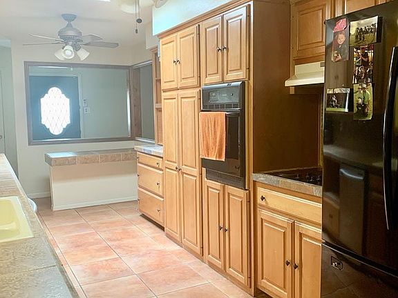 4th image of 3769 Dumont Dr