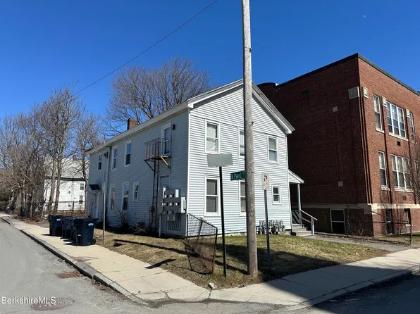 37 Melville St, Pittsfield, MA 01201