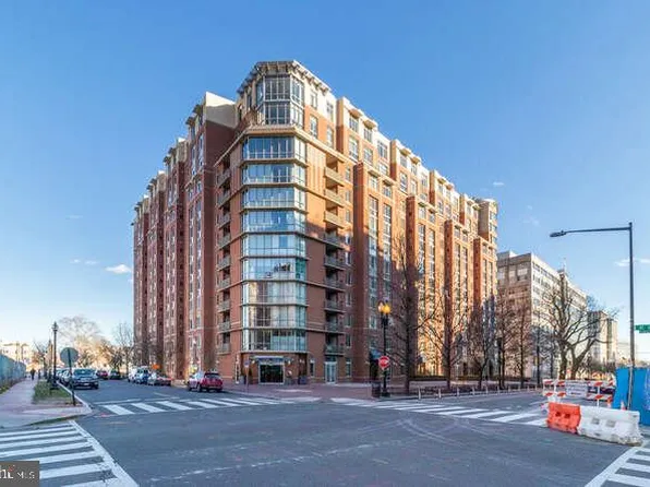 1000 New Jersey Ave SE APT 1008, Washington, DC 20003