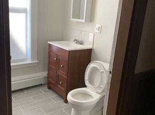 28 Richards St #1, Worcester, MA 01603