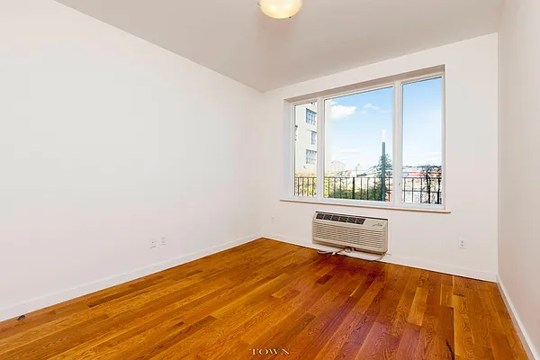 Rented by Town Residential | media 14