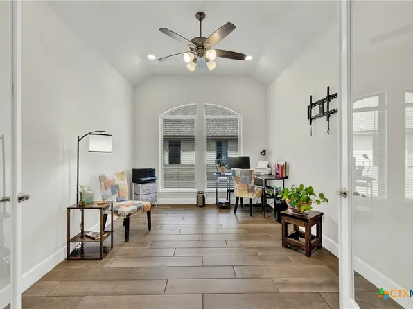 415 Bridle Trl, New Braunfels, TX 78132