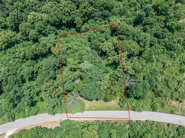 146 Summit Tower Cir, Asheville, NC 28804