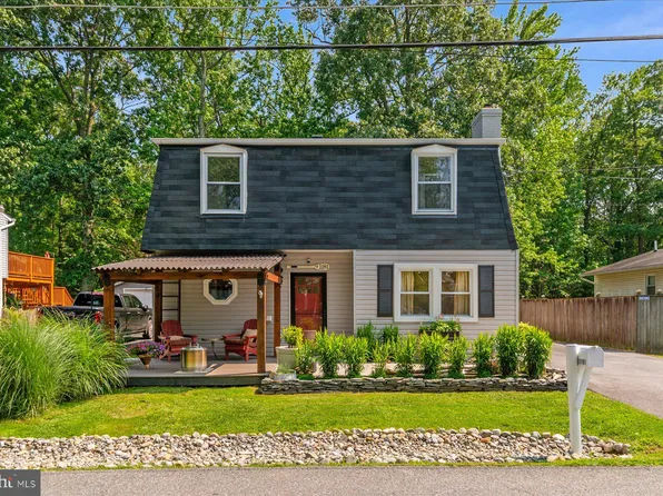 1181 Cedar Ave, Shady Side, MD 20764