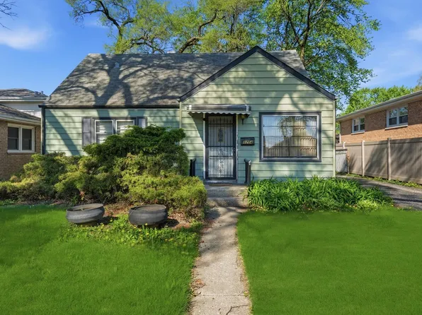 8204 Austin Ave, Burbank, IL 60459