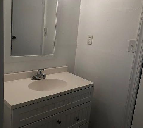 3rd image of 2636 Westminster Ave #A