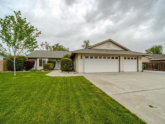 2nd image of 20954 Trefoil Ln