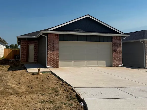 12824 E Willowgreen St, Wichita, KS 67230