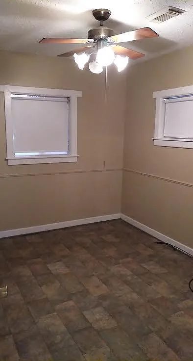 2 bed, 950 sqft, $1,095 — Photo 4