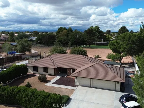 14070 Seminole Rd, Apple Valley, CA 92307