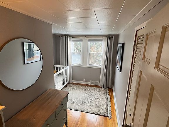 5th image of 2020 Rosedale Ave