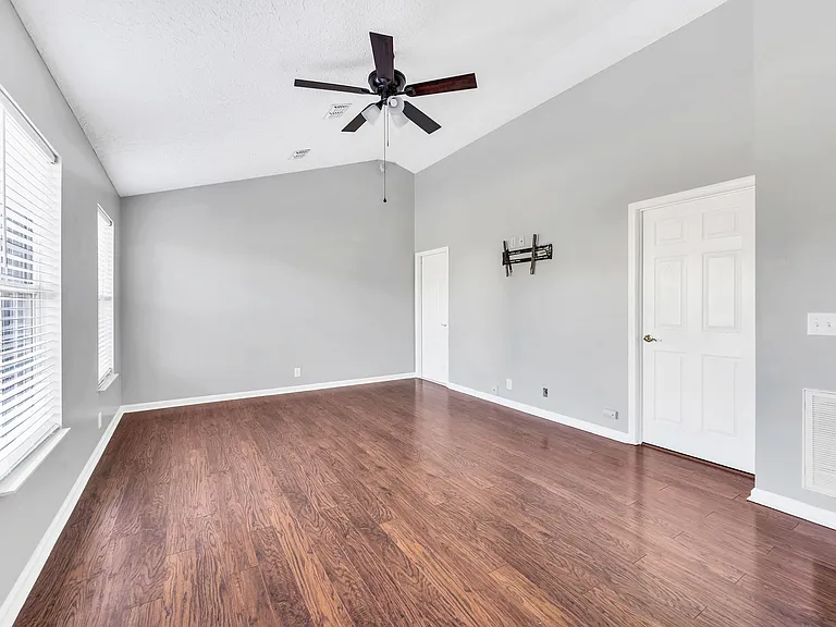 121 Deer Ridge Ln — Photo 29