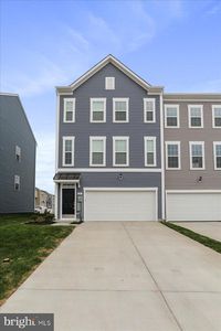 85 Stafford Pl, Falling Waters, WV, 25419