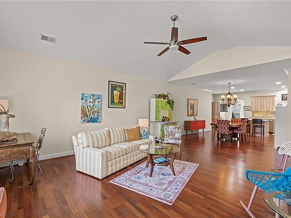 3rd image of 6303 Stone Gables Ct